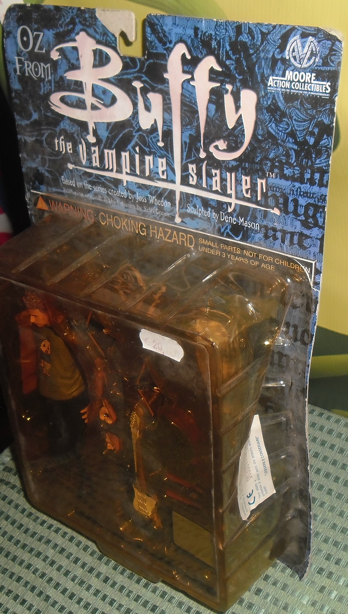 Amazon.com: Buffy the Vampire Slayer - Figura de acción exclusiva